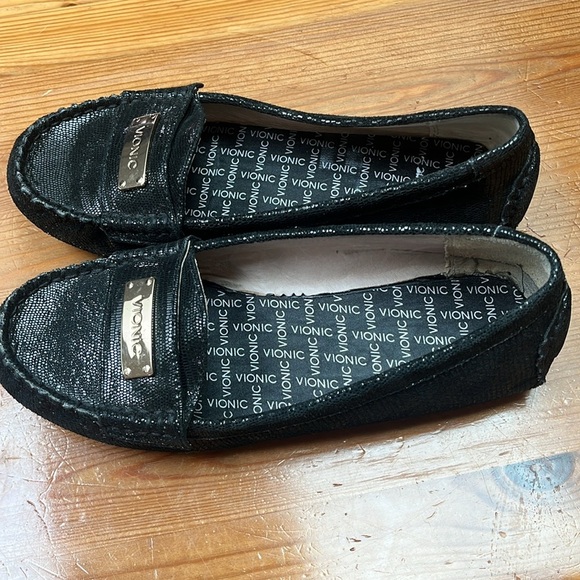 Vionic Ease Sydney Black Lizard Slip On Flat Loafer Women's Sz 8 - Picture 6 of 13